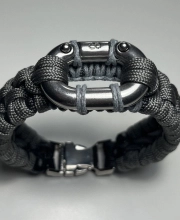 Ink2be Prémium Kézzel Font Taktikai Paracord Karkötő - Steel Link Infinity Shackle Edition
