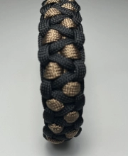 Ink2be Prémium Kézzel Font Taktikai Paracord Karkötő - Black & Bronze Tactical Buckle Edition