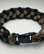 Ink2be Prémium Kézzel Font Taktikai Paracord Karkötő - Black & Bronze Tactical Buckle Edition