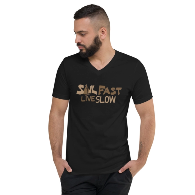 Férfi Prémium V-Nyakú Póló - Sail Fast Live Slow Gold Edition
